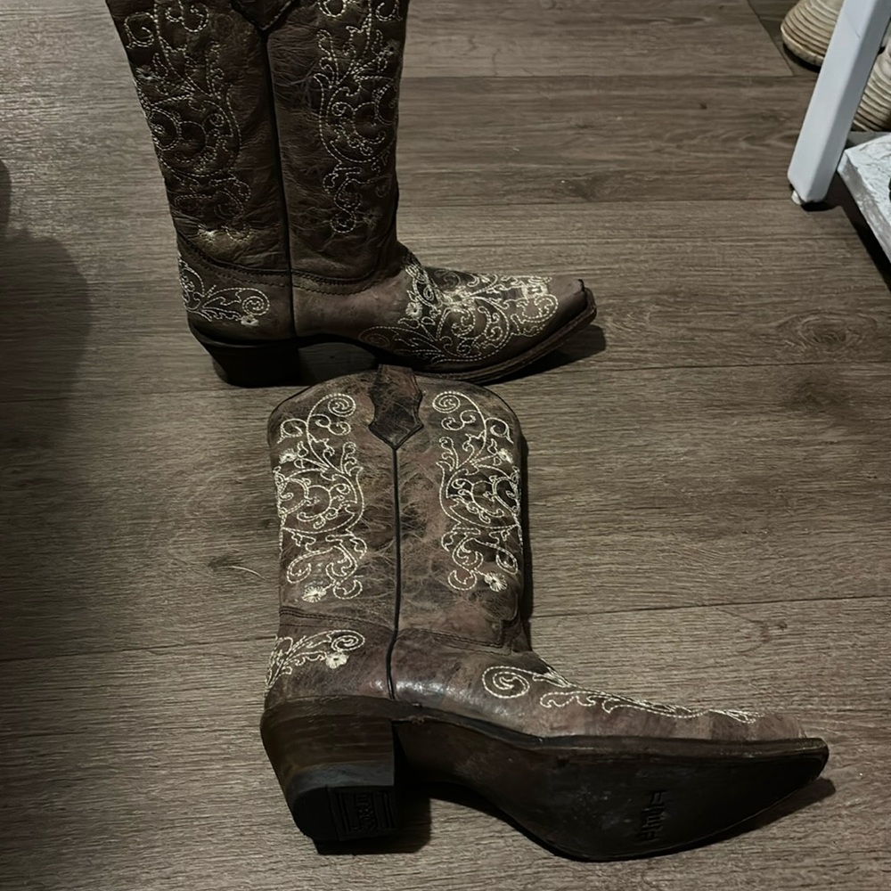 Women’s boots
